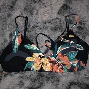 NWOT🏷Roxy Printed Tropic Classic Bikini Top